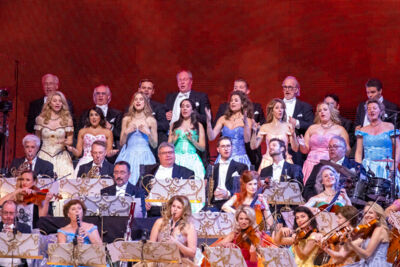 André Rieu Nieuwjaarsconcert 2025 @ sportpaleis, foto 15, foto's door dirk janssens - FrontView Magazine