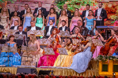 André Rieu Nieuwjaarsconcert 2025 @ sportpaleis, foto 18, foto's door dirk janssens - FrontView Magazine