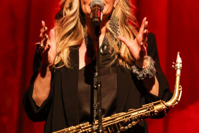 Candy Dulfer @ De Groene Engel, picture 4, photographed by Kitty van de Waart - FrontView Magazine