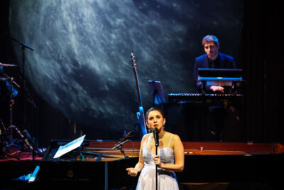 Karsu & Amsterdam Sinfonietta @ Muziekgebouw Eindhoven, foto 19, foto's door Kitty van de Waart - FrontView Magazine