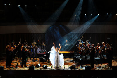 Karsu & Amsterdam Sinfonietta @ Muziekgebouw Eindhoven, foto 31, foto's door Kitty van de Waart - FrontView Magazine