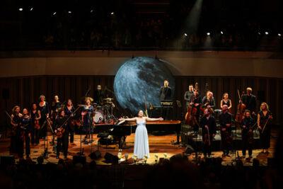 Karsu & Amsterdam Sinfonietta @ Muziekgebouw Eindhoven, foto 44, foto's door Kitty van de Waart - FrontView Magazine