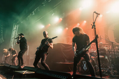 Bloudred Hourglass @ Trix, picture 7, photographed by Peter Smet - FrontView Magazine
