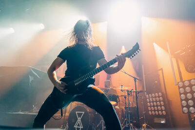 Bloudred Hourglass @ Trix, picture 9, photographed by Peter Smet - FrontView Magazine
