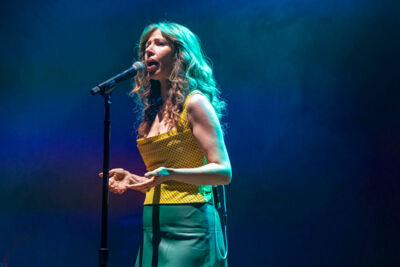 Lake Street Dive @ De Roma, picture 13, photographed by dirk janssens - FrontView Magazine