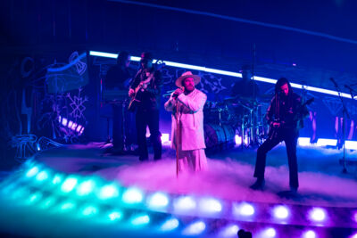 Teddy Swims @ Lotto Arena, picture 19, photographed by Bart Janssens - FrontView Magazine