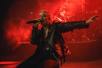 Vukovi @ Kavka Zappa, picture 3, photographed by Jelle Meersschaut - FrontView Magazine