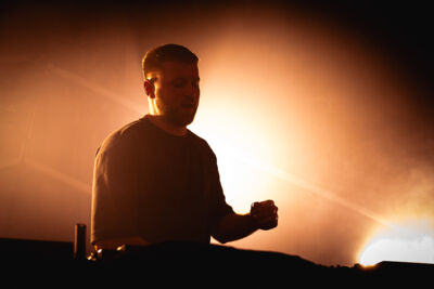 Nalu Netsky Party @ zaal Athena, picture 17, photographed by Gert Daemen - FrontView Magazine