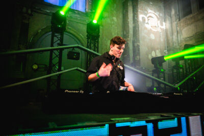 Nalu Netsky Party @ zaal Athena, picture 33, photographed by Gert Daemen - FrontView Magazine