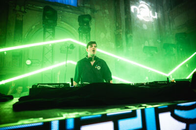Nalu Netsky Party @ zaal Athena, picture 34, photographed by Gert Daemen - FrontView Magazine