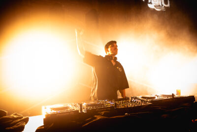 Nalu Netsky Party @ zaal Athena, picture 37, photographed by Gert Daemen - FrontView Magazine