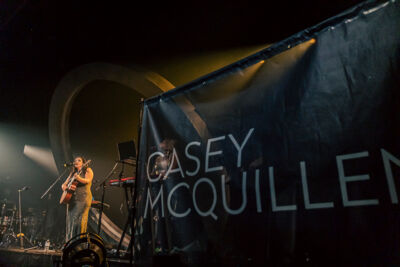 Casey McQuillen @ Ancienne Belgique, foto 5, foto's door Peter Smet - FrontView Magazine