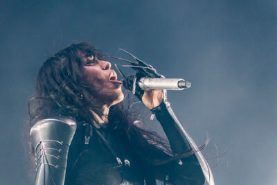 Loreen @ Ancienne Belgique, picture 6, photographed by Peter Smet - FrontView Magazine