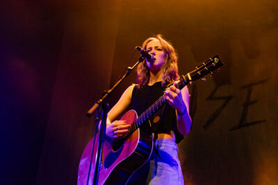 Ise @ Het Depot, picture 6, photographed by Jürgen Bruynooghe - FrontView Magazine