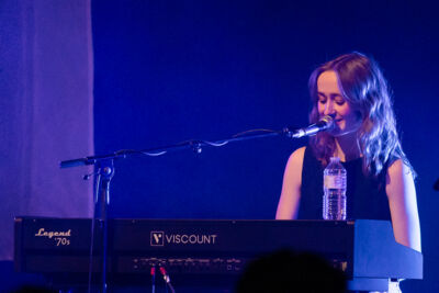 Ise @ Het Depot, picture 9, photographed by Jürgen Bruynooghe - FrontView Magazine