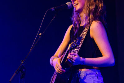 Ise @ Het Depot, picture 13, photographed by Jürgen Bruynooghe - FrontView Magazine