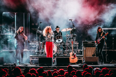 Anneke van Giersbergen en band Anneke van Giersbergen @ Marillion Weekend, foto 24, foto's door Kitty van de Waart - FrontView Magazine