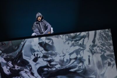 Oscar and the Wolf @ Sportpaleis, picture 2, photographed by Dorien Goetschalckx - FrontView Magazine