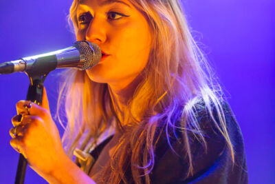 Jen @ De Casino, picture 1, photographed by Edwin Houdevelt - FrontView Magazine