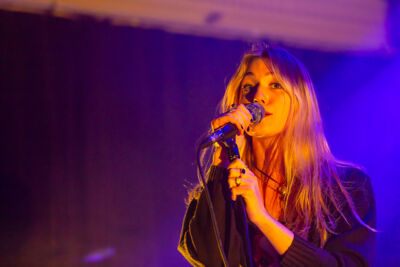 Jen @ De Casino, picture 2, photographed by Edwin Houdevelt - FrontView Magazine