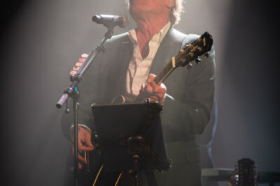 Daan @ vooruit, picture 18, photographed by Jurgen Van De Maele - FrontView Magazine