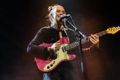 Florence Arman @ Het Depot, picture 6, photographed by Jürgen Bruynooghe - FrontView Magazine
