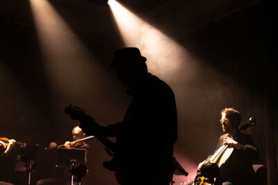 Hooverphonic @ De Casino, picture 3, photographed by Bart Janssens - FrontView Magazine