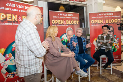 Presscall Open & Bloot @ Minerva Café, picture 7, photographed by Goele Bormans - FrontView Magazine
