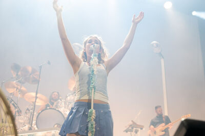 Pommelien Thijs @ 013, foto 10, foto's door Gert Daemen - FrontView Magazine