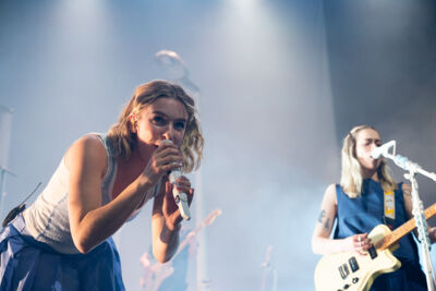 Pommelien Thijs @ 013, foto 13, foto's door Gert Daemen - FrontView Magazine