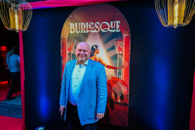 Rode Loper première Burlesque @ Witte Paard Blankenberge, picture 2, photographed by Peter Minnebo, Luc Lemmens - FrontView Magazine