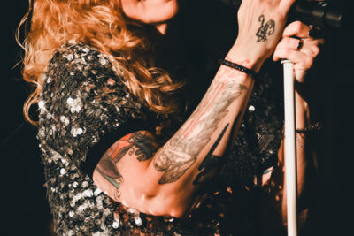 Anneke van Giersbergen en band Anneke van Giersbergen @ Poppodium Gebouw T, foto 25, foto's door Kitty van de Waart - FrontView Magazine