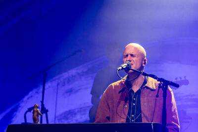 Milow Boy Made Out Of Stars @ De Roma, picture 7, photographed by Marc Verdonck - FrontView Magazine