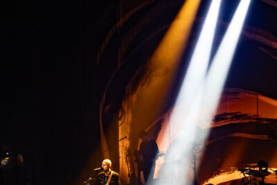Milow Boy Made Out Of Stars @ De Roma, picture 23, photographed by Marc Verdonck - FrontView Magazine