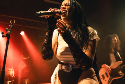 Kelsy Karter and The Heroines @ Kavka Oudaan, picture 4, photographed by Jelle Meersschaut - FrontView Magazine