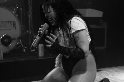 Kelsy Karter and The Heroines @ Kavka Oudaan, picture 5, photographed by Jelle Meersschaut - FrontView Magazine