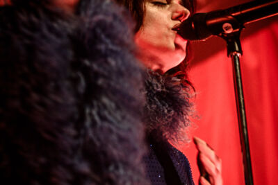 Sylvie Kreusch @ C Mine, picture 1, photographed by Bjorn Hoeterickx - FrontView Magazine