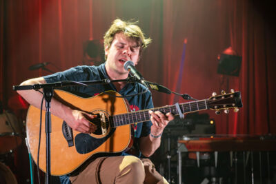 junior Brother @ De Casino, picture 3, photographed by Bart Janssens - FrontView Magazine