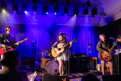 Vona Vella @ De Casino, picture 4, photographed by Bart Janssens - FrontView Magazine