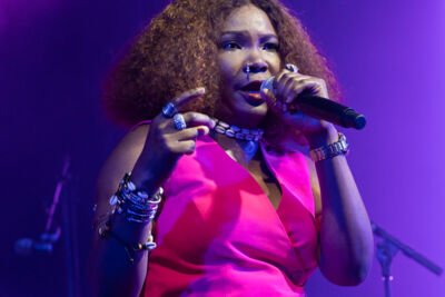 Justina Lee Brown @ Roots & Roses Festival, picture 10, photographed by Koen Marcoen - FrontView Magazine