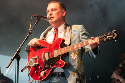 Rob Heron & The Tea Pad Orchestra @ Roots & Roses Festival, picture 6, photographed by Koen Marcoen - FrontView Magazine