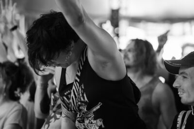 The Zac Schulze Gang @ Roots & Roses Festival, picture 11, photographed by Koen Marcoen - FrontView Magazine