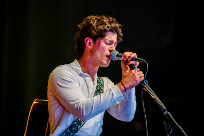 Only the poets @ Muziekgieterij, picture 2, photographed by Anoek Houben - FrontView Magazine
