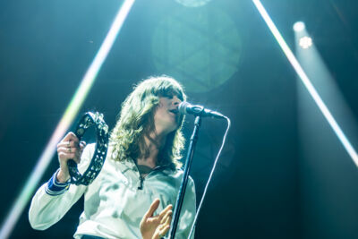 Blossoms @ Lotto Arena, picture 5, photographed by Dorien Goetschalckx - FrontView Magazine