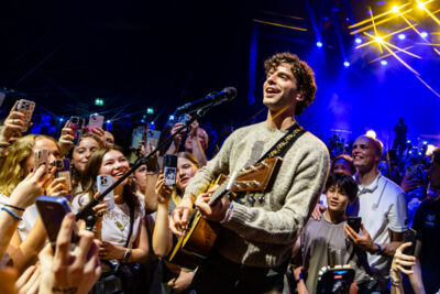 Mark Ambor @ 013, foto 12, foto's door Dorien Goetschalckx - FrontView Magazine