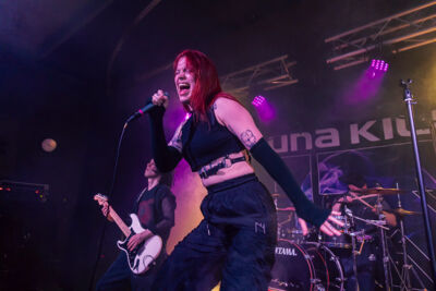 Luna Kills @ Club Hell Diest, picture 6, photographed by Peter Smet - FrontView Magazine