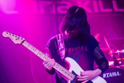 Luna Kills @ Club Hell Diest, picture 15, photographed by Peter Smet - FrontView Magazine