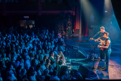 Jasper Publie @ Ancienne Belgique, foto 7, foto's door Peter Smet - FrontView Magazine