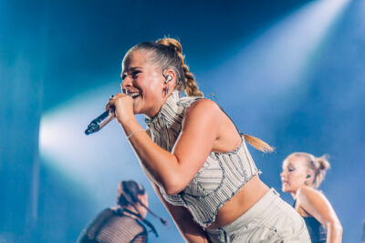 Laura Tesoro @ Ancienne Belgique, picture 8, photographed by Peter Smet - FrontView Magazine