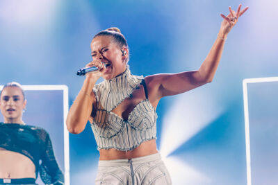 Laura Tesoro @ Ancienne Belgique, picture 16, photographed by Peter Smet - FrontView Magazine